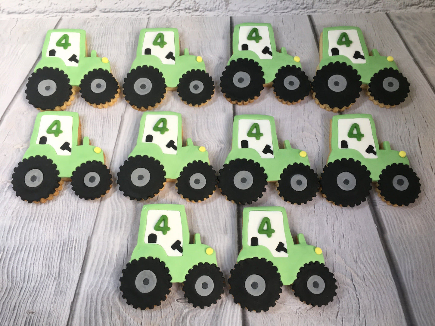 Tractor Fondant Sugar Cookies/Biscuits, Birthday Gift, Party Favour, Tractor Party