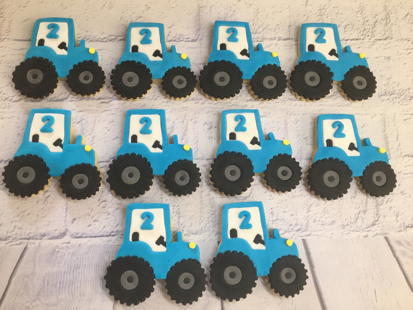 Tractor Fondant Sugar Cookies/Biscuits, Birthday Gift, Party Favour, Tractor Party