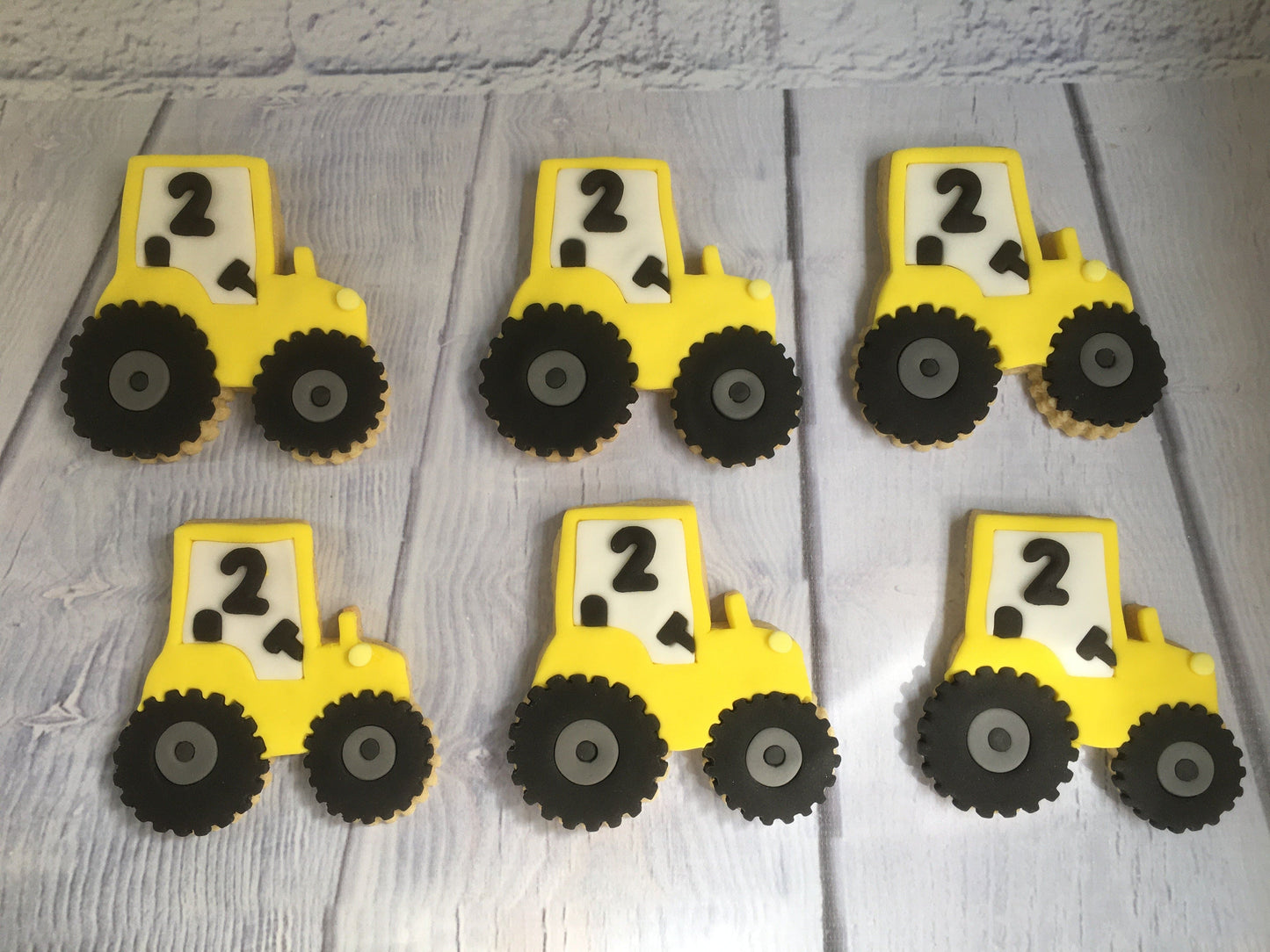 Tractor Fondant Sugar Cookies/Biscuits, Birthday Gift, Party Favour, Tractor Party